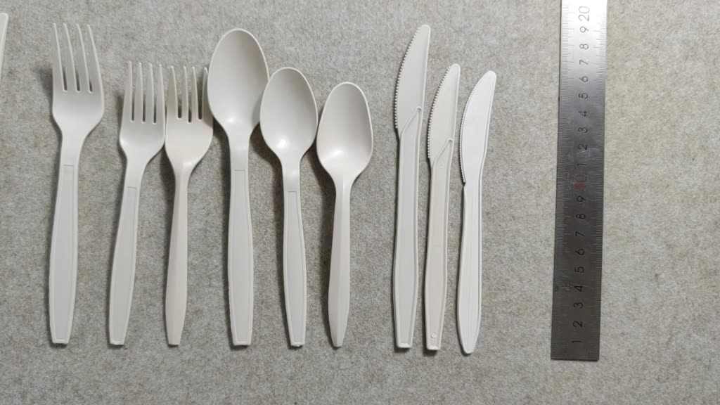Cheap plastic cutlery