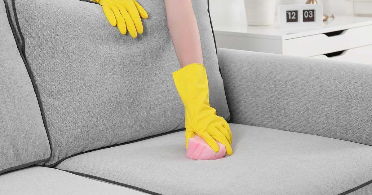 Best Upholstery Cleaning Solution