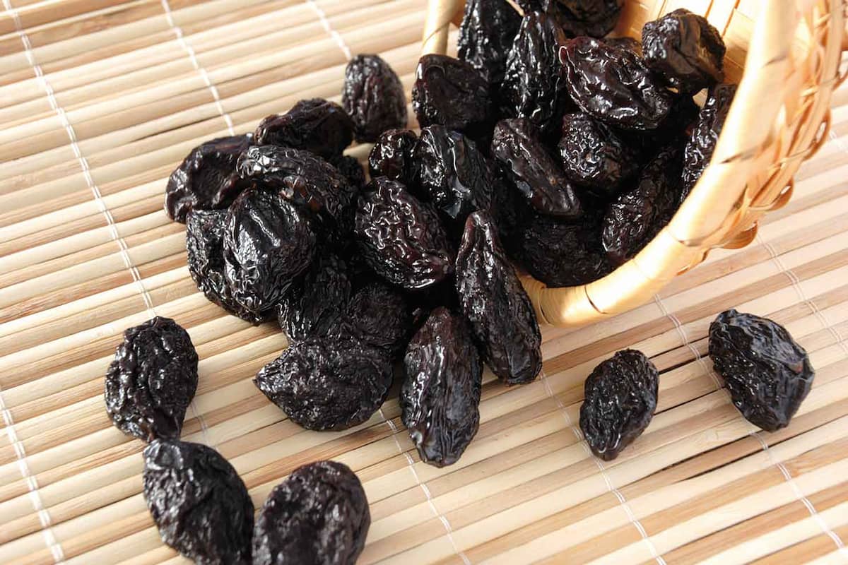 Is black raisins good for PCOS