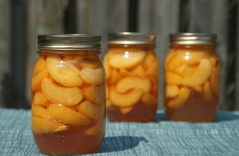 low calorie peach cobbler with canned peaches