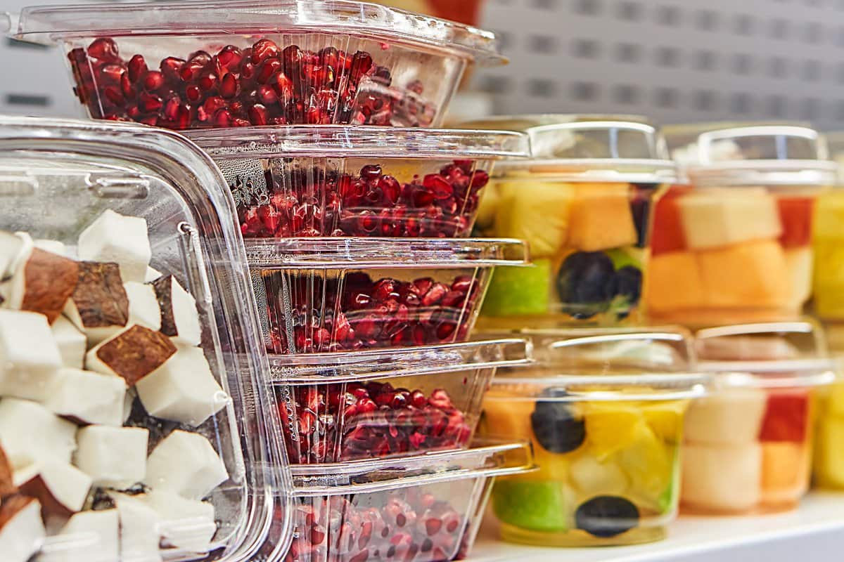 Why Disposable containers are the best choice for preserving food - Arad  Branding