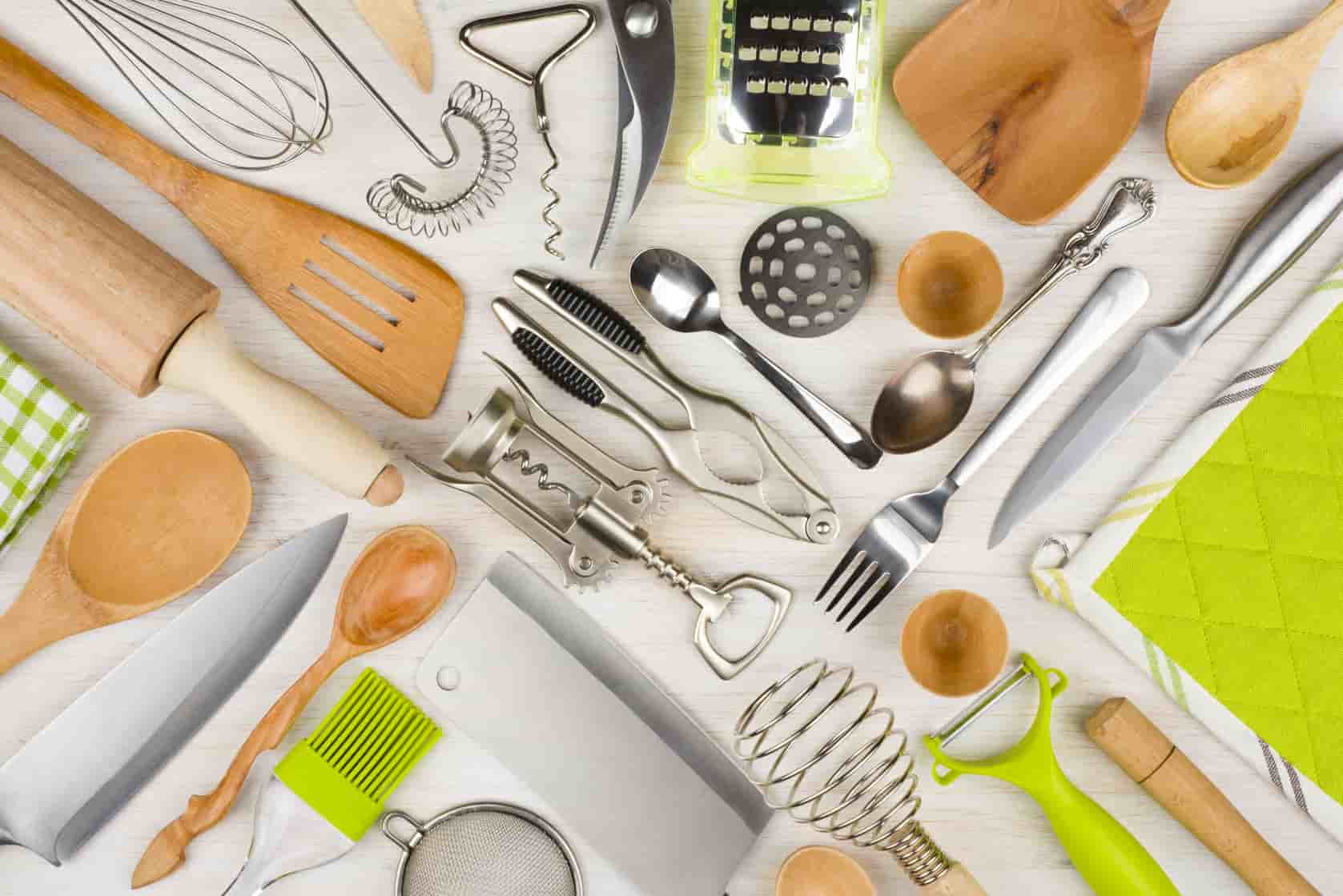 Plastic kitchenware items