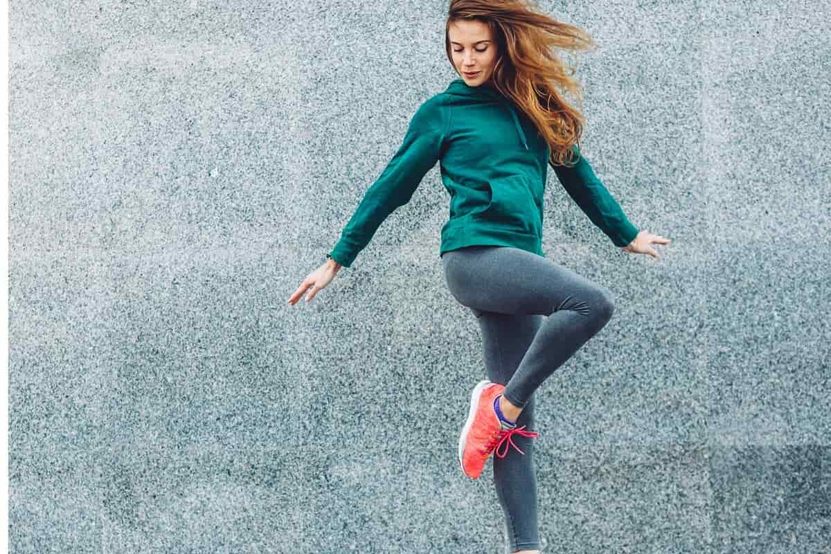 Buy the best types of women sportswear at a cheap price - Arad
