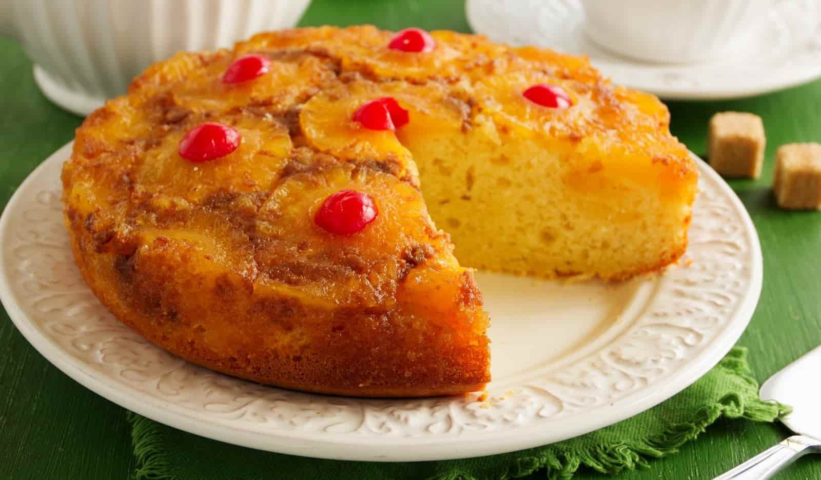 Nutritional value of instant pineapple and cherry cake