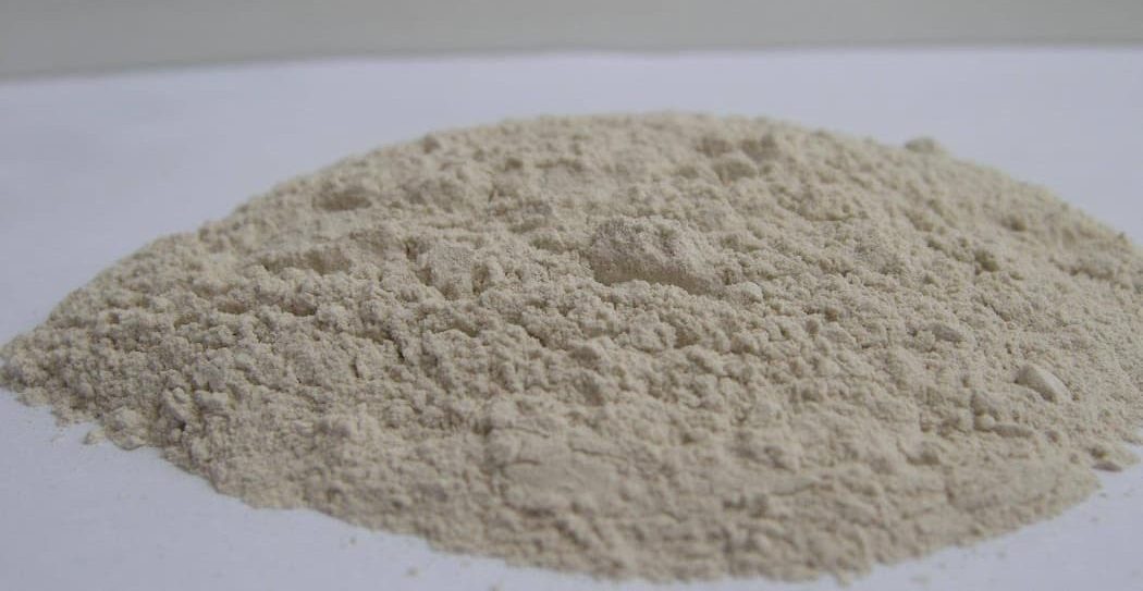 Powder bentonite mix