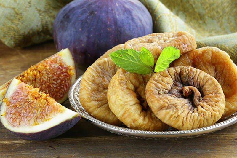 Protein in one dried fig