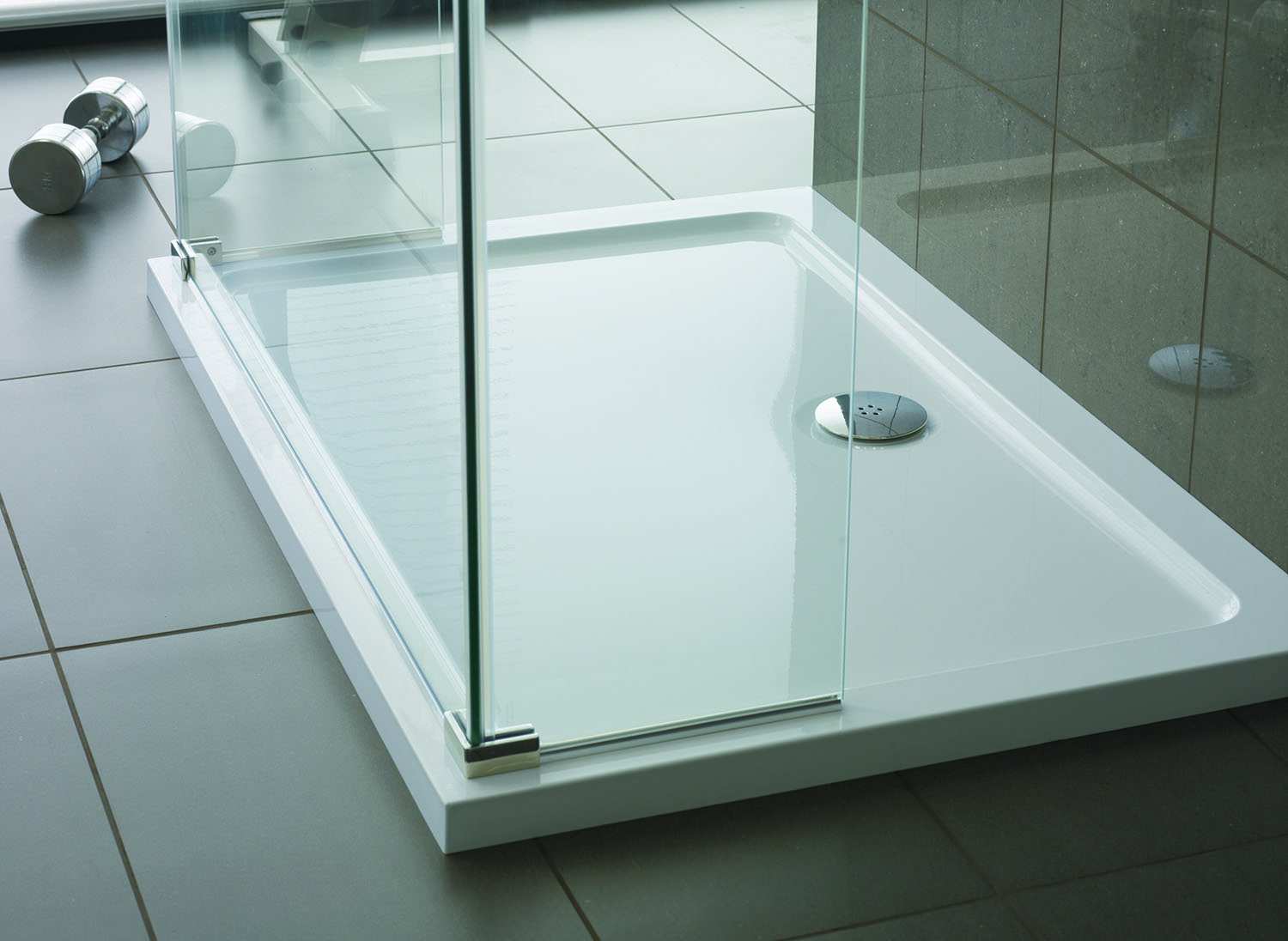 Shower tray quadrant plinth
