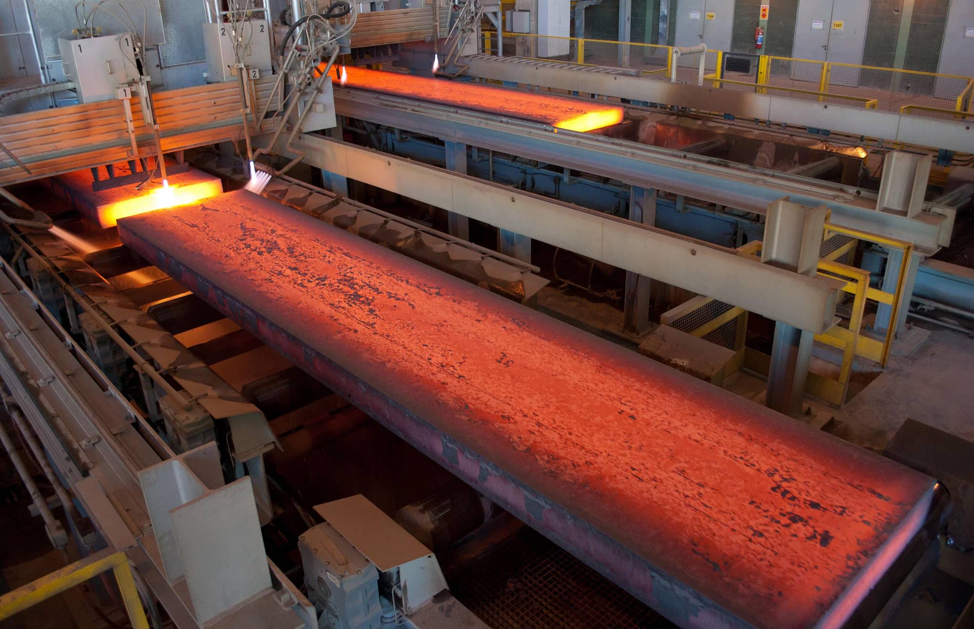 slabs of low-carbon steel