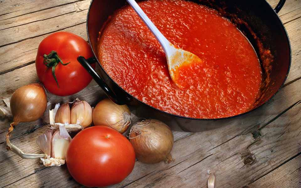 how to use tomato paste in pasta