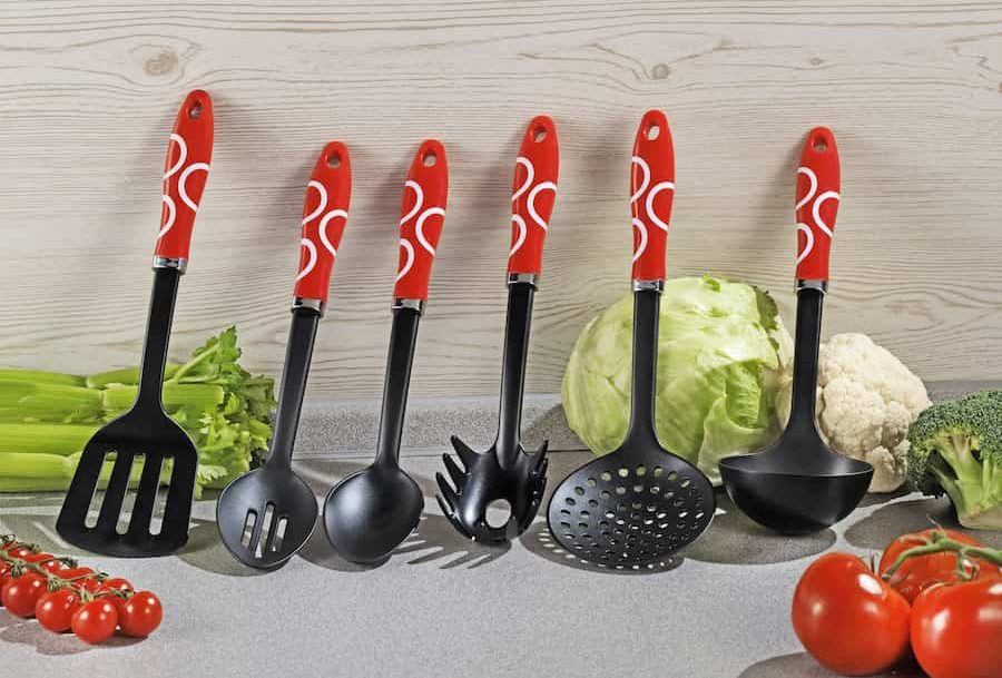 plastic cooking utensils set