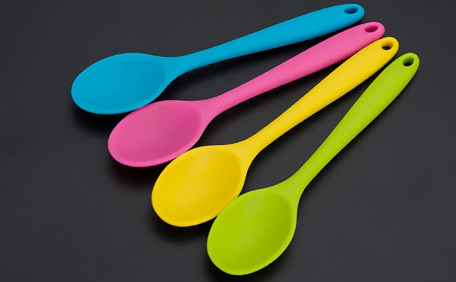 plastic kitchen utensils names