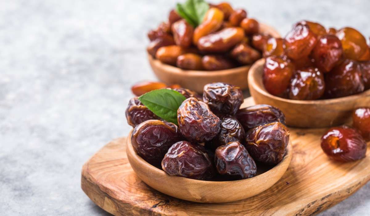 organic Medjool dates 