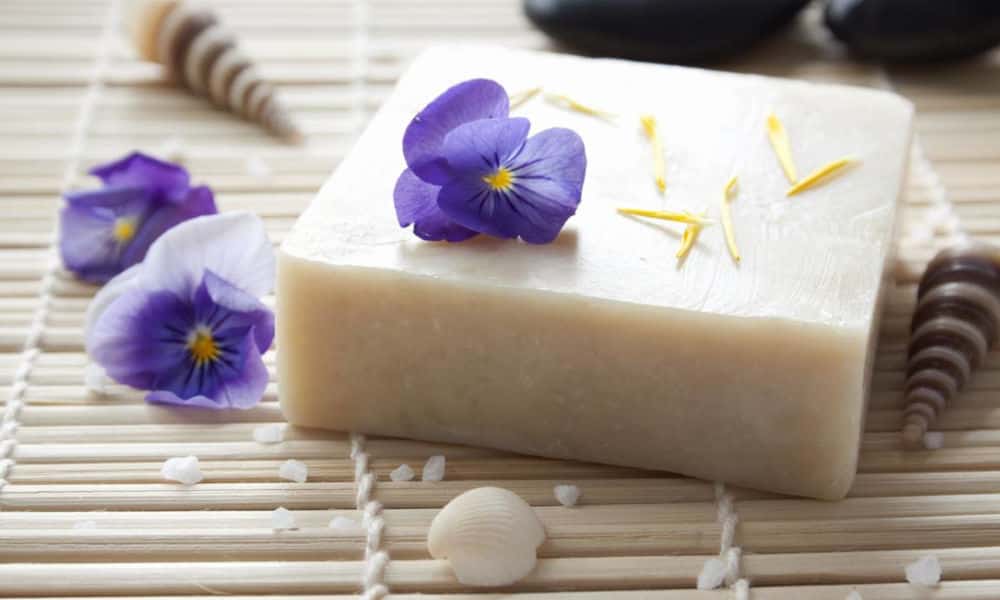 Body odor removal acidic soap