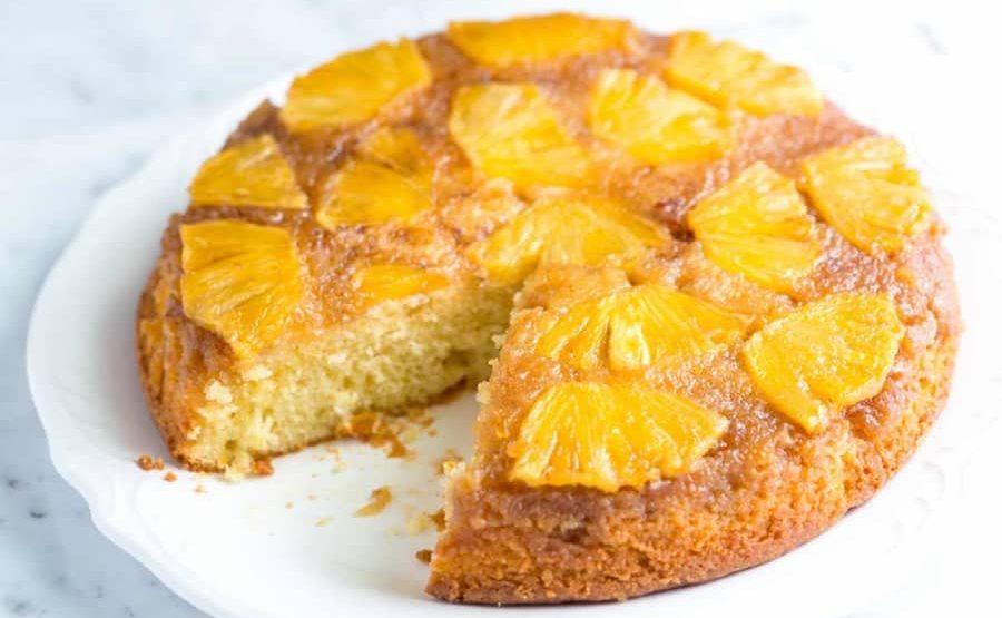 Easy Pineapple Cake