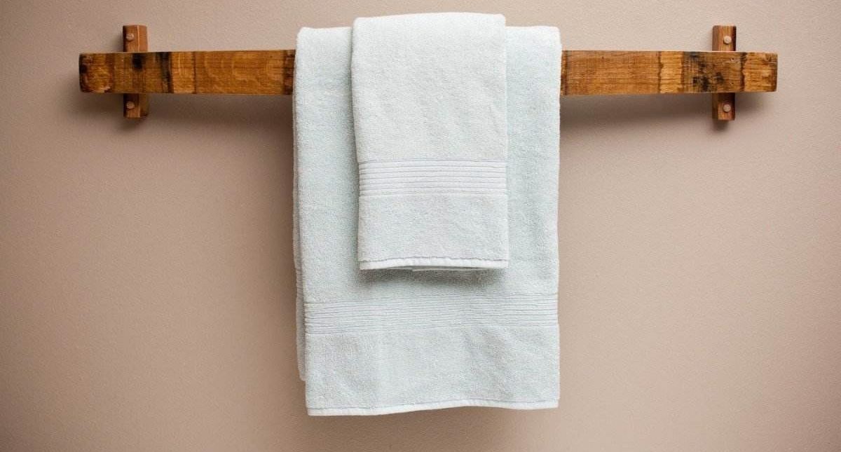 What is a hand towel?