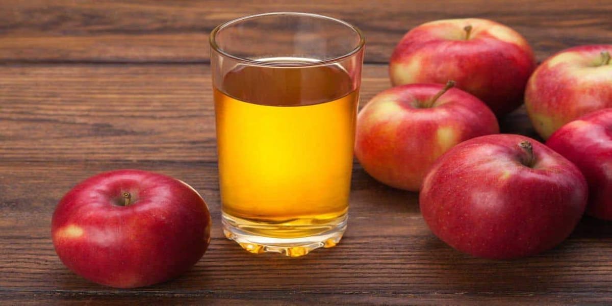 Fruit martinelli’s Apple juice