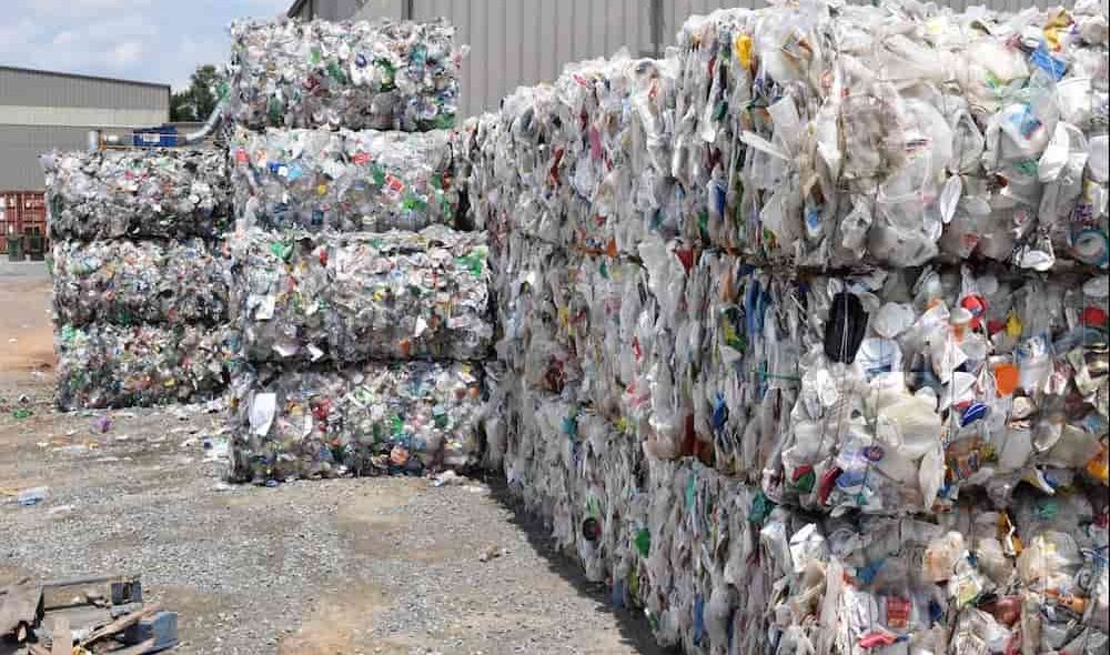 import plastic waste