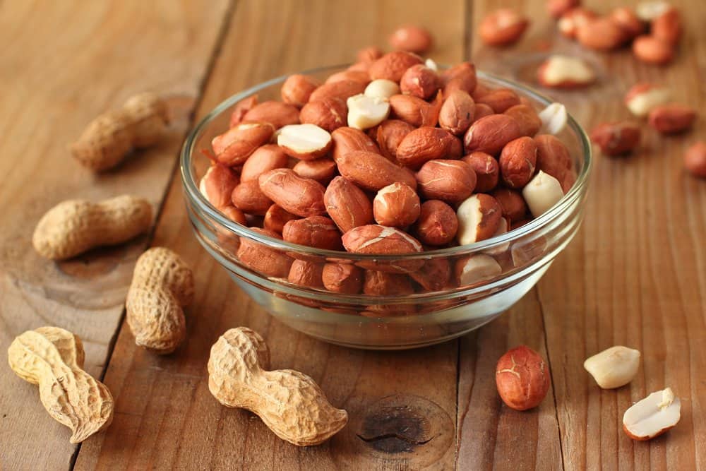 benefits of eating peanut shells