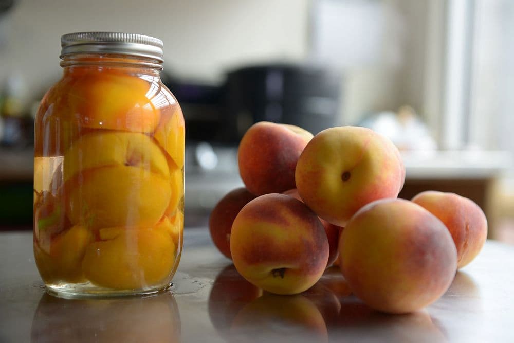 are canned peaches high in fiber