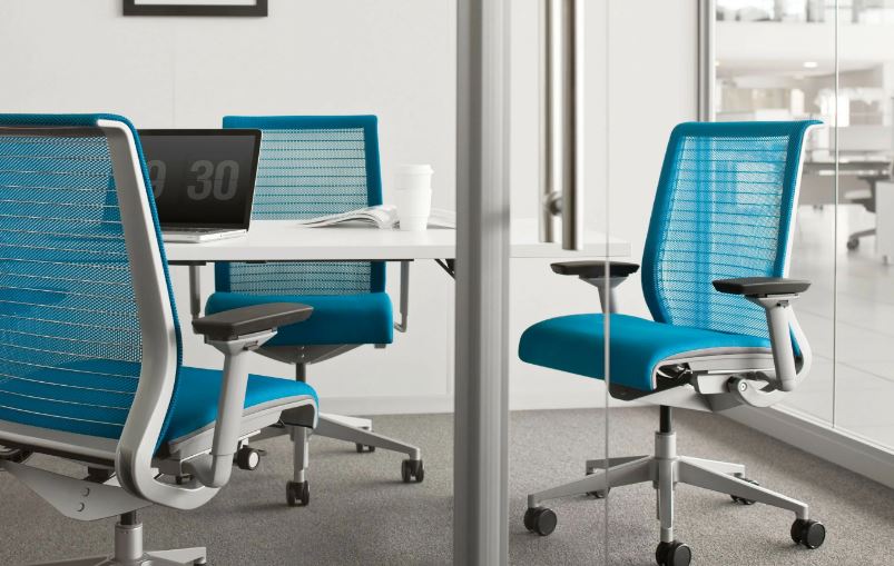 Plastic office chair 300 lbs