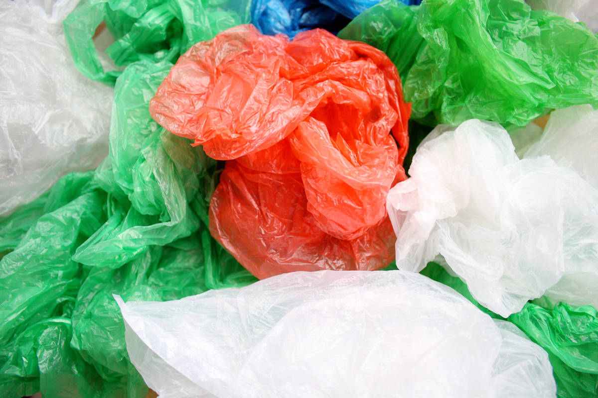 advantages of plastic bags