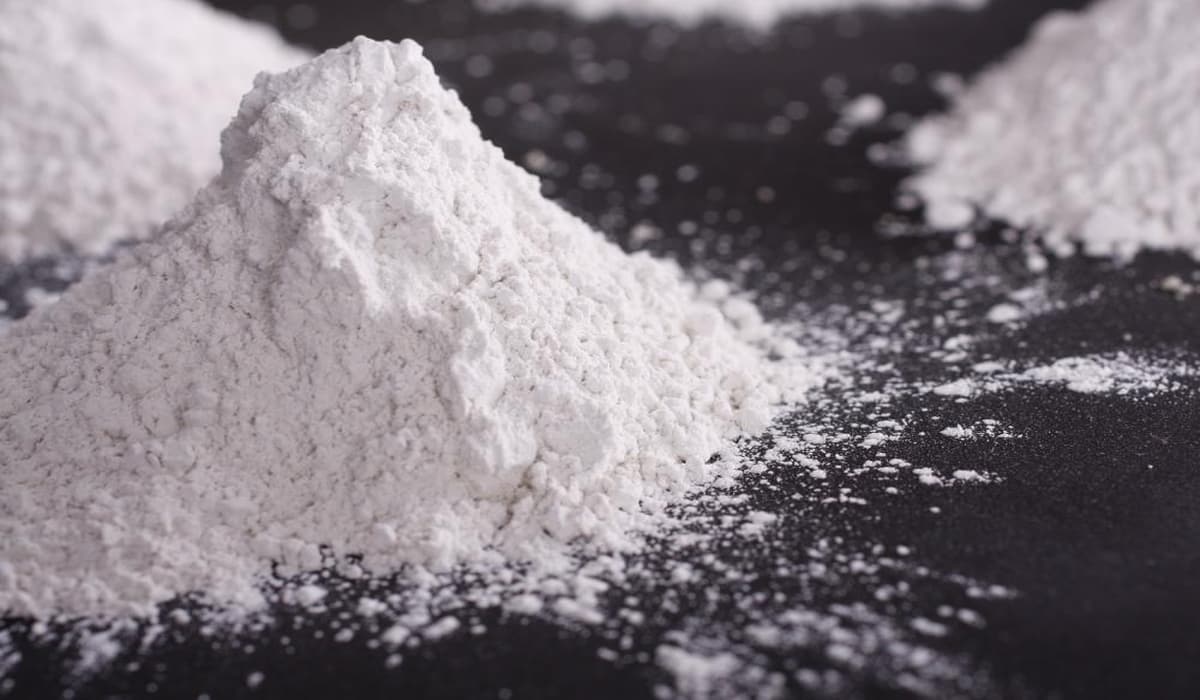 bentonite powder used in piling