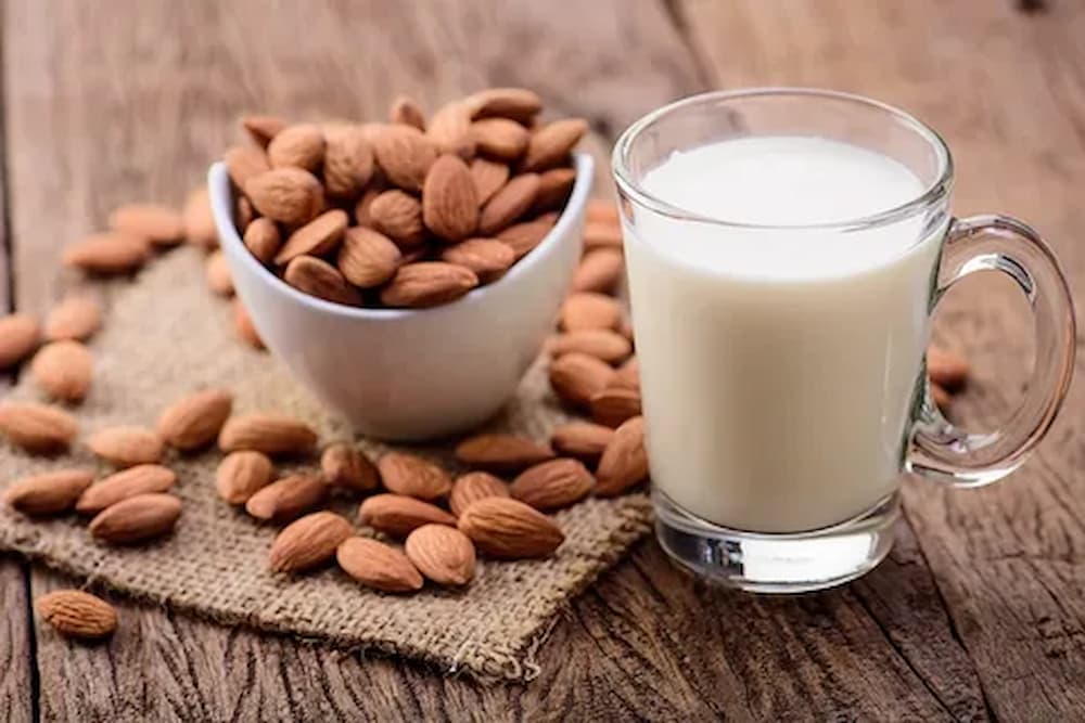 Almond milk side effects