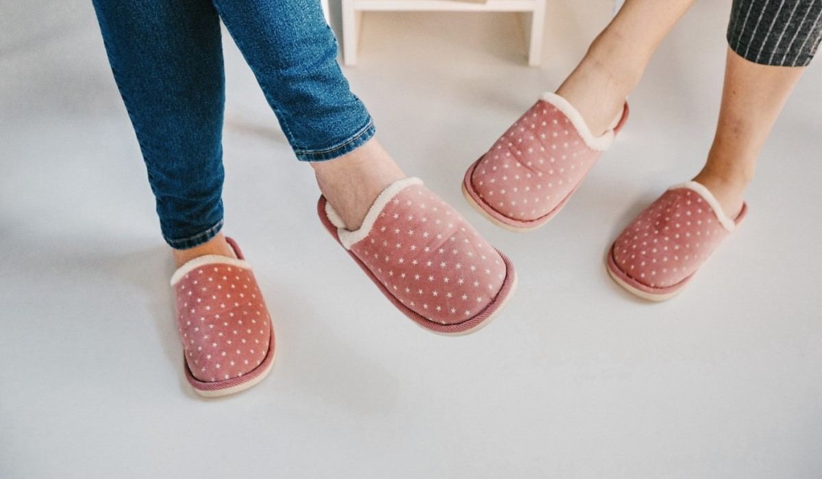 slippers for daily use