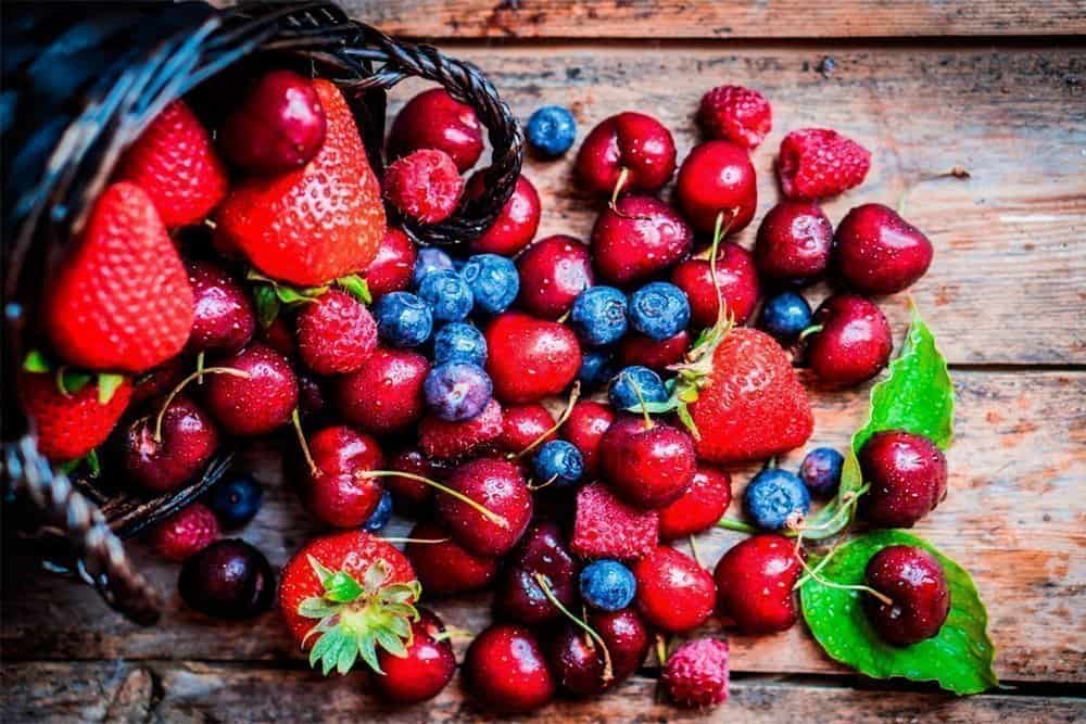 Benefits of berries for skin