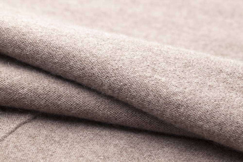 Tricot fabric characteristics
