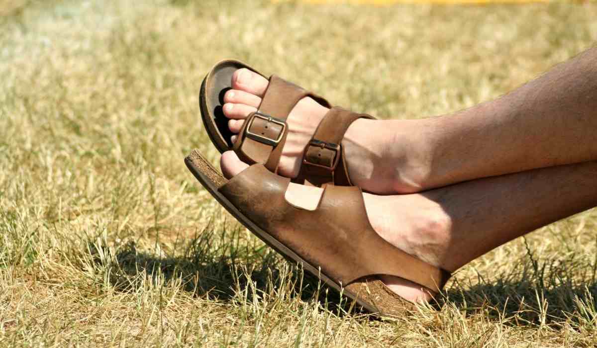 Leather open toe sandals