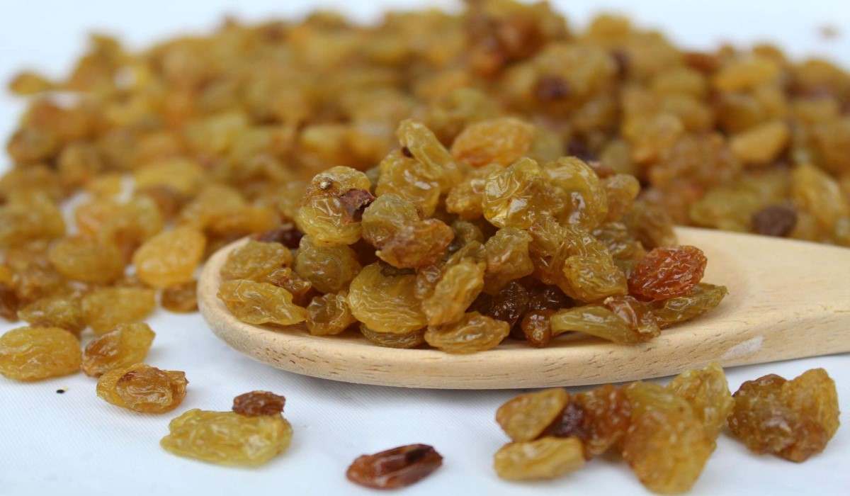 sultanas raisins benefits