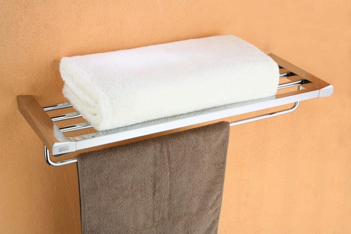 Towel shelf