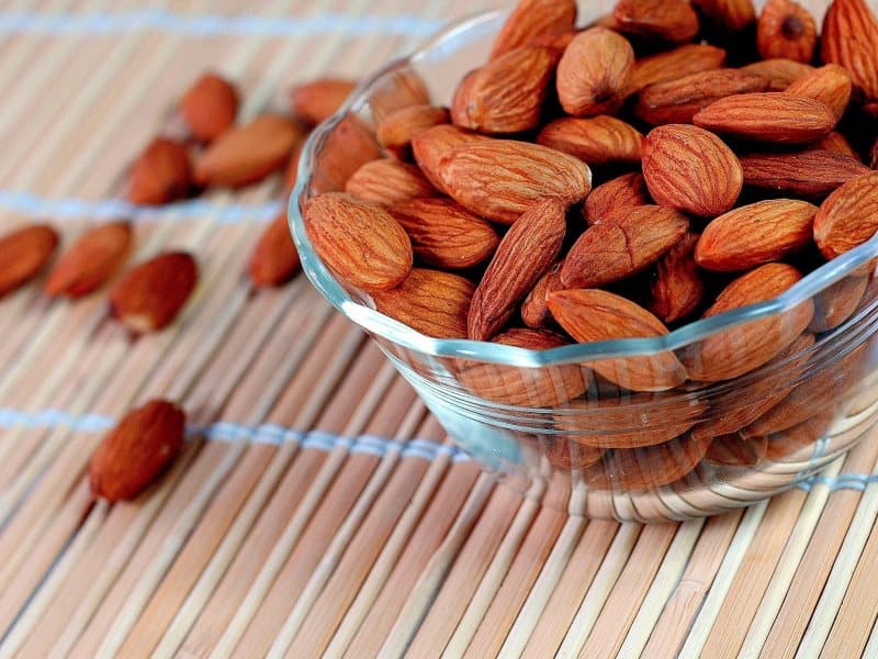 Almond wholesale price in USA