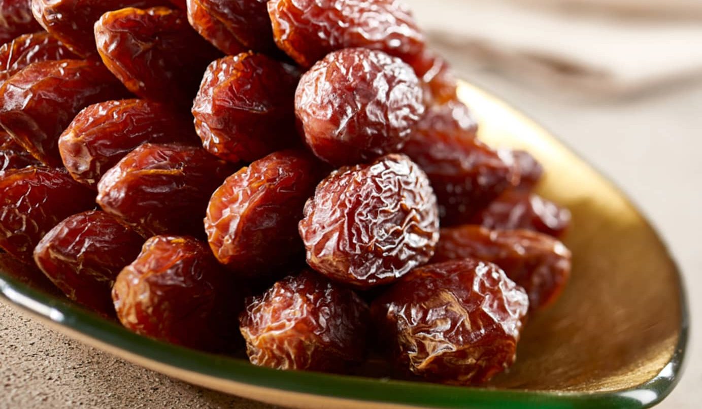 dates for constipation and prunes