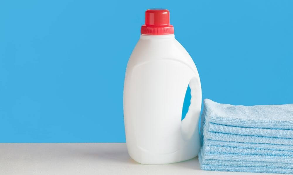 high efficiency vs regular detergent
