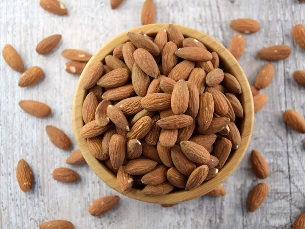 types of almonds in Kashmir