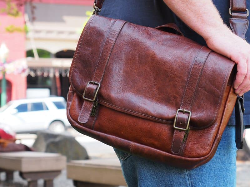vintage leather satchel company vs Cambridge - Arad Branding