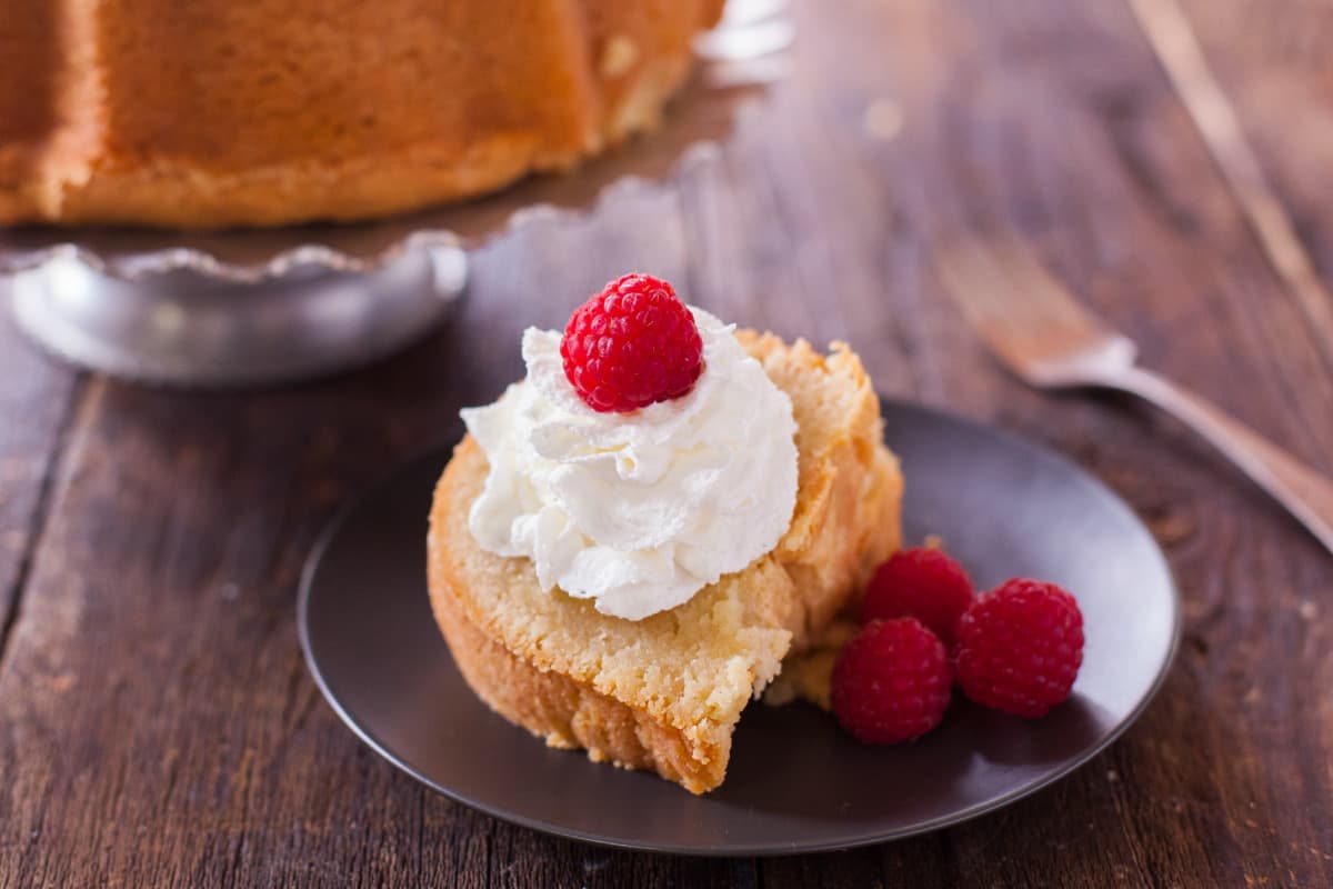 Old fashioned cream cheese pound cake