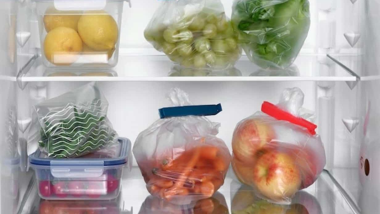 Gala apple storage in the fridge