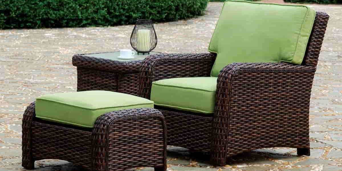 relaxing garden chairs