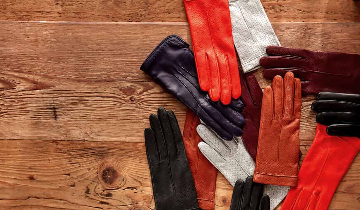 Leather gloves for welding