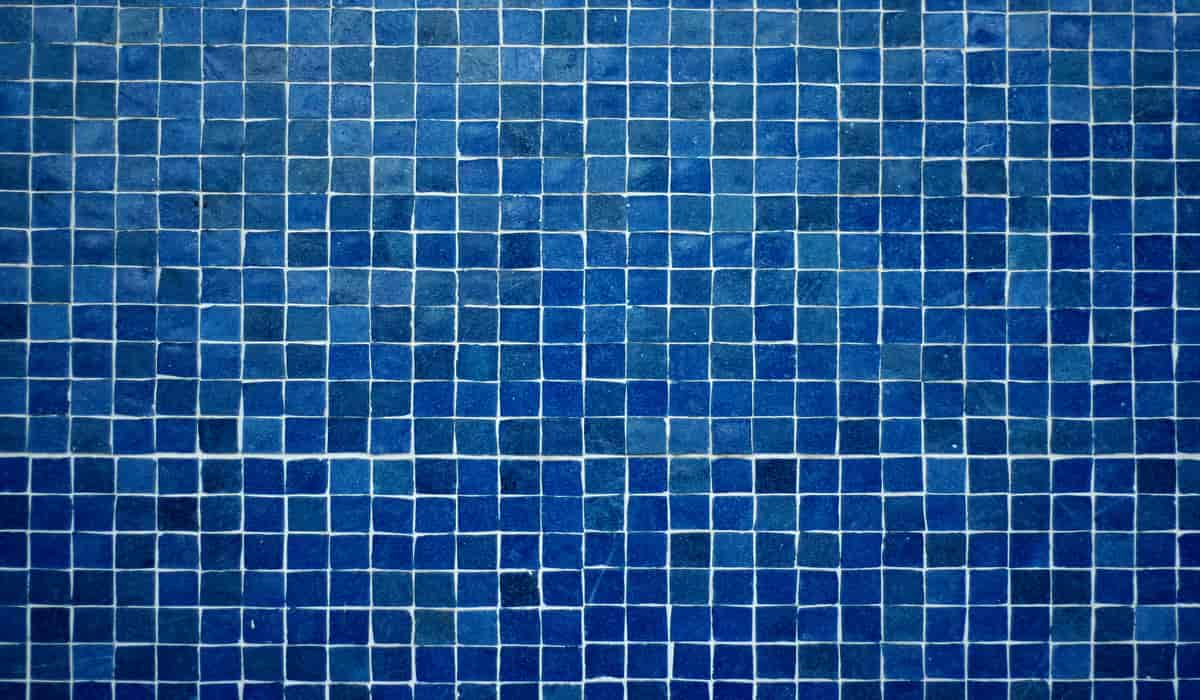 textured tiles for bathroom