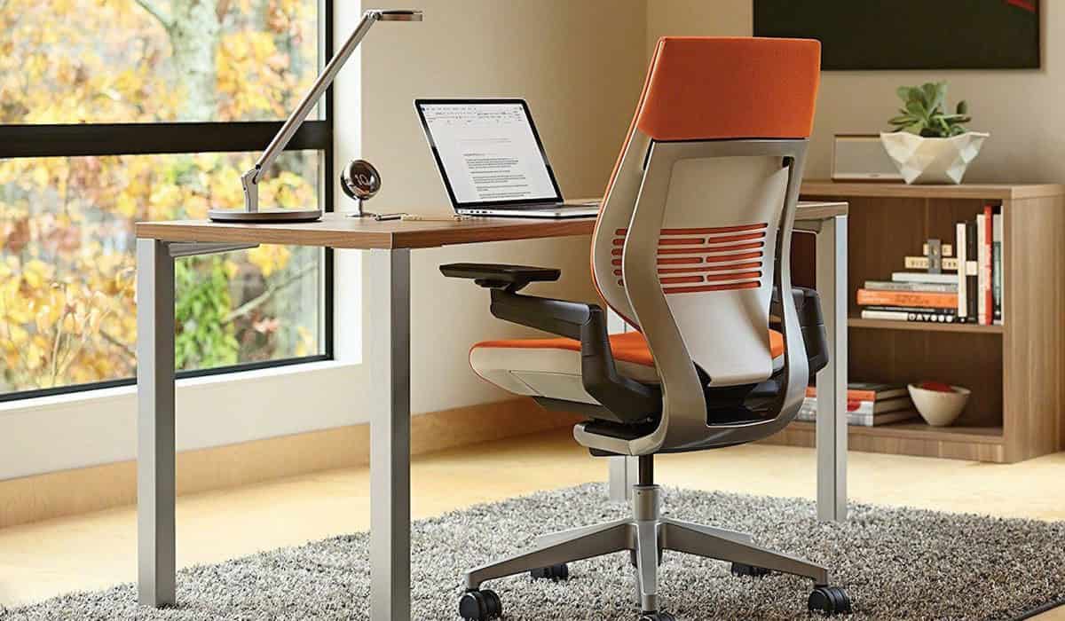 executive office chair features