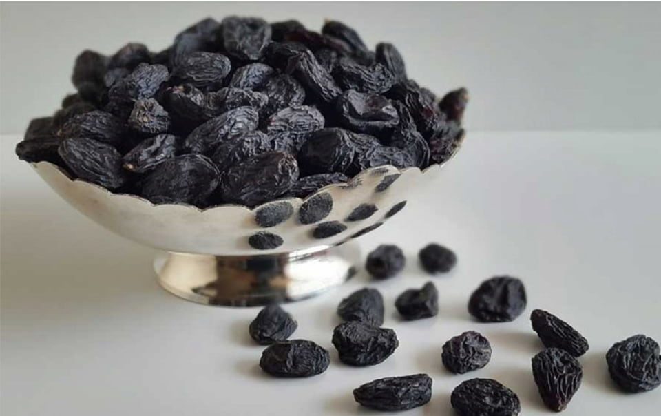 black raisins 1 tablespoon