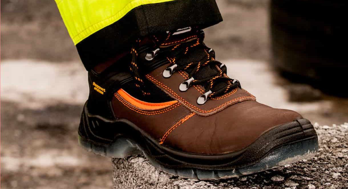 Best Lightweight Safety Shoes