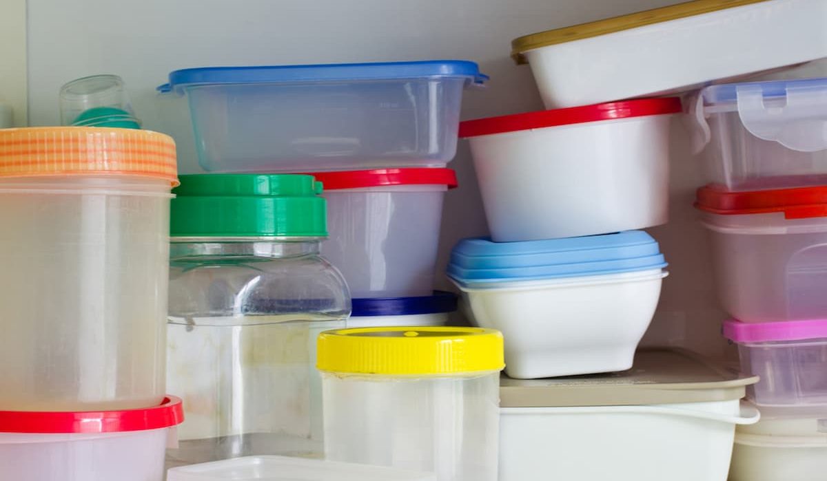 Cheap plastic containers
