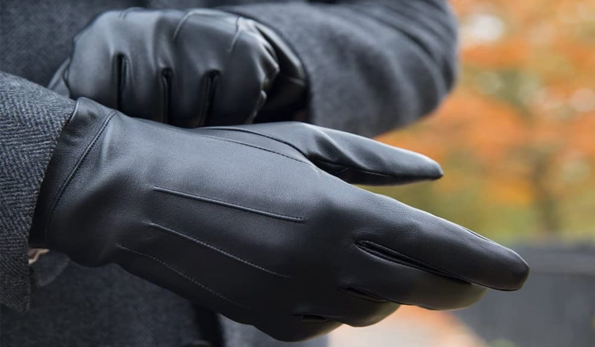 leather gloves price