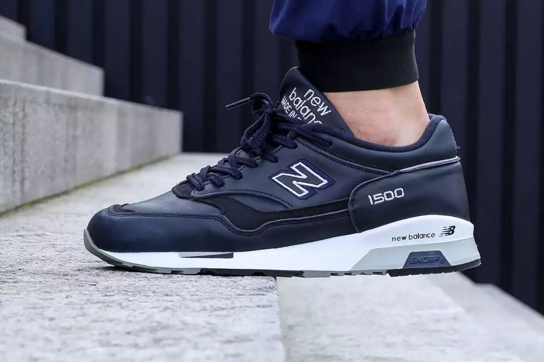 Level Deals – Rvce News - New Balance 3-inch hardloopshort met split in  zwart - Amazon Is Having a New Balance Sale With Amazon Prime Day