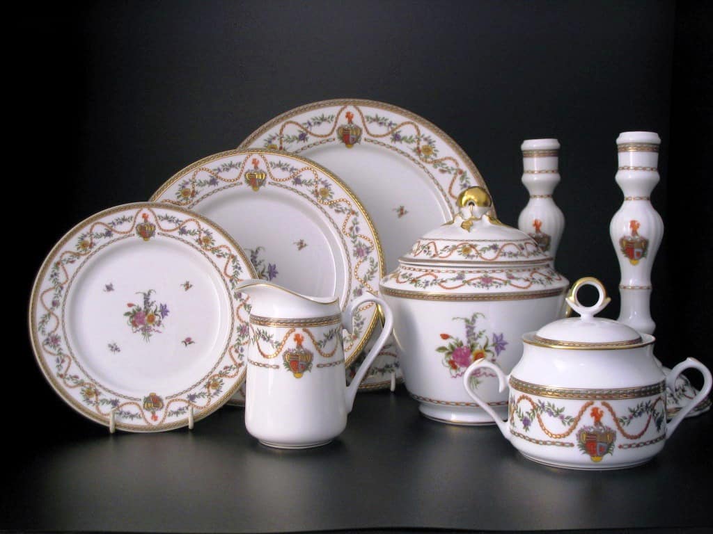 kitchenware plates vintage Purchase Price + Photo - Arad Branding